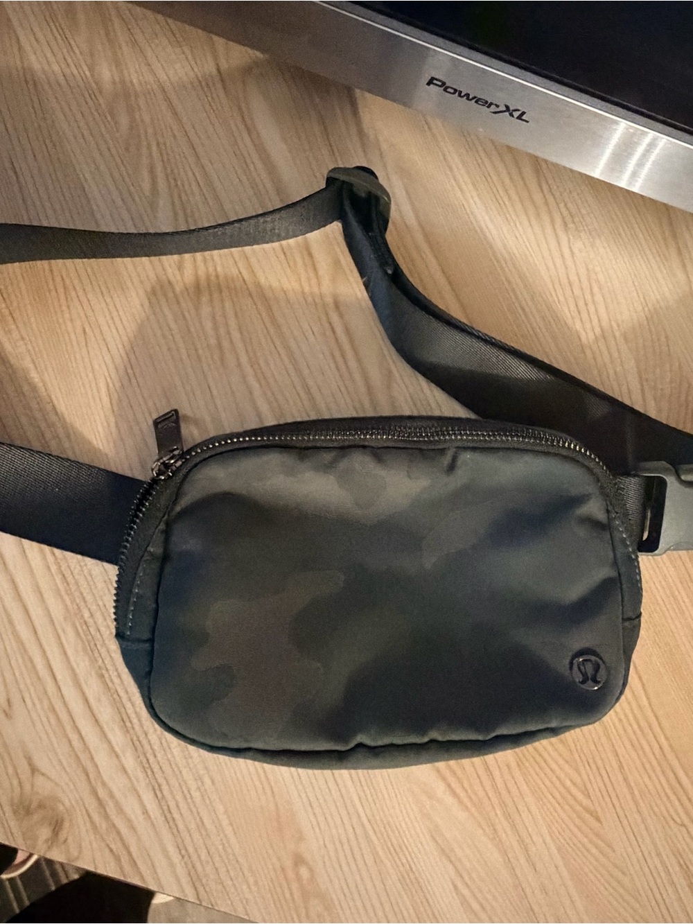 lululemon women’s Camo Belt Bag